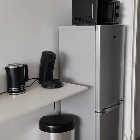 Beau studio rénové 30m2 balcon vue Paris+parking Apartment Bagian luar foto