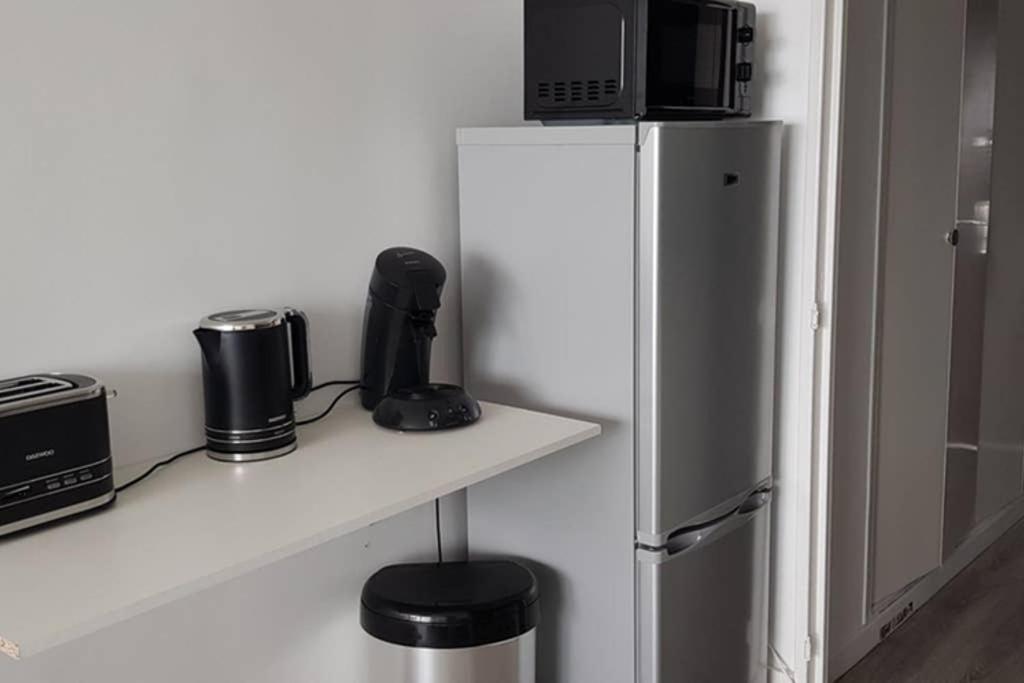 Beau studio rénové 30m2 balcon vue Paris+parking Apartment Bagian luar foto